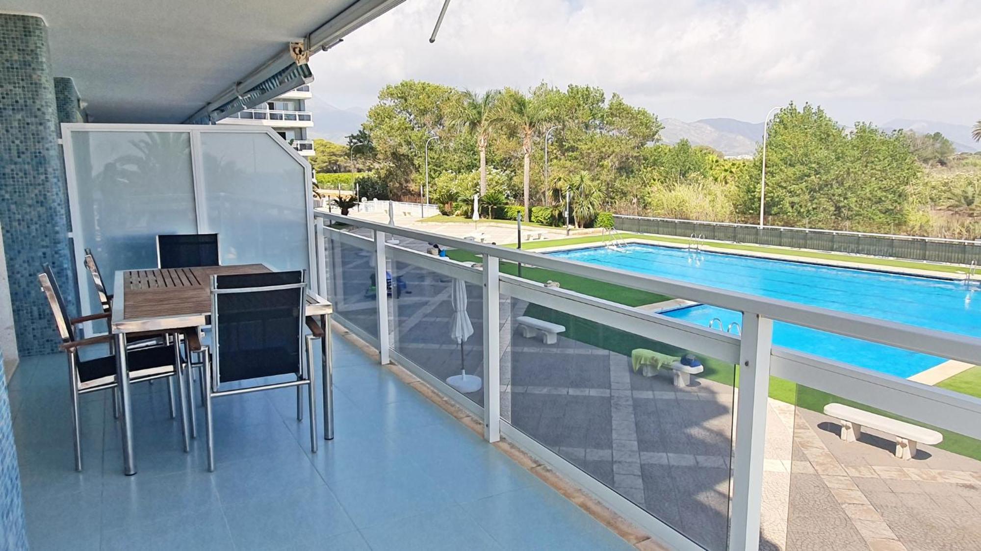 Aigua Blava Primera Linea - Alquiler Solo Familias Playa de Gandia Exterior photo
